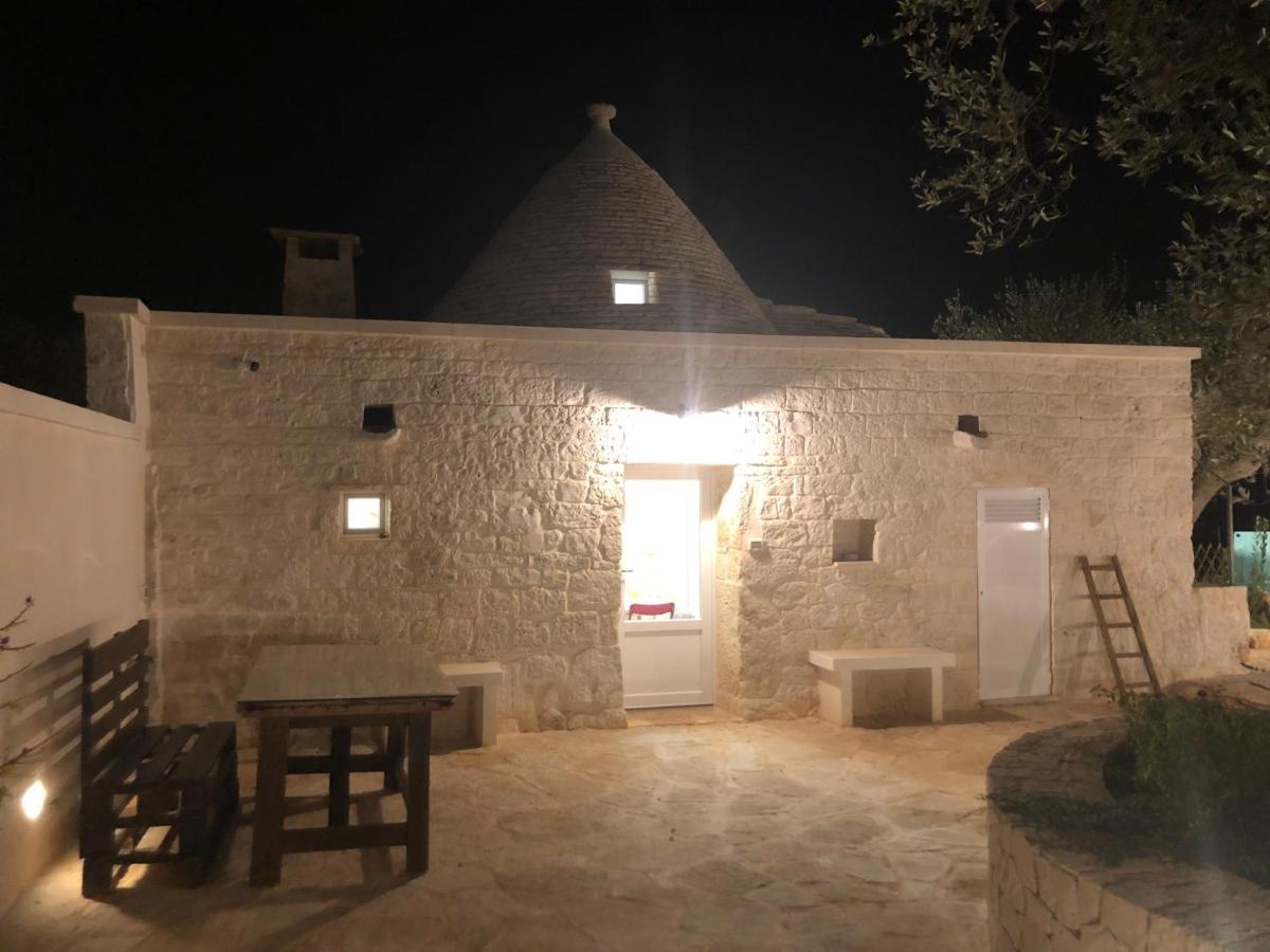 Trullo Dell' Edera Con Piscina Privata Apartment Alberobello Bagian luar foto