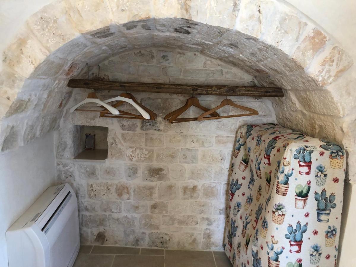 Trullo Dell' Edera Con Piscina Privata Apartment Alberobello Bagian luar foto